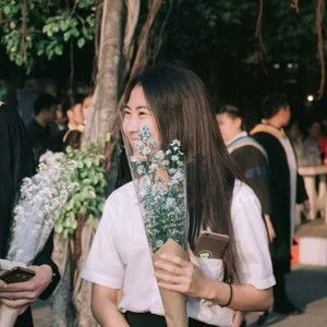 Araya Supchom profile icon