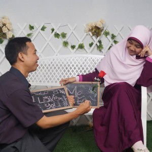 Yeni Azzahra profile icon