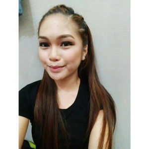 Daniella Lauron profile icon