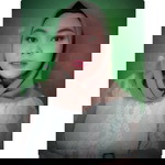 Novia Putri Anggraini profile icon