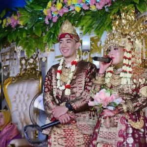 Elya Susanty profile icon