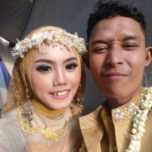 tri widyana larasati profile icon