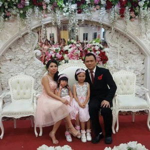 Nila Dewi profile icon