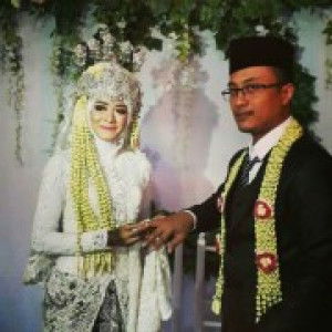 laelakholivia profile icon