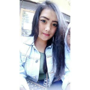 Tenia Putri profile icon