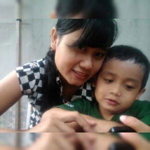 Dessy Purwaningtyas profile icon