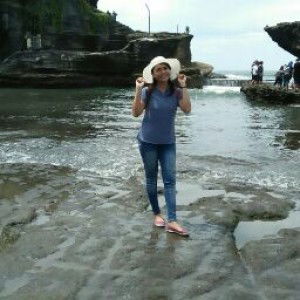 Indah Astuti profile icon