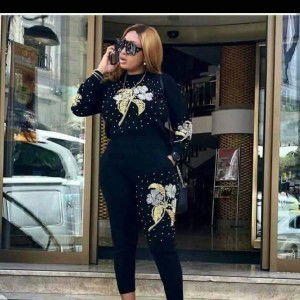 Roseline Lucky profile icon