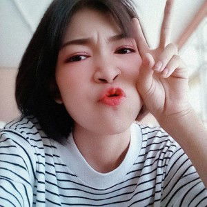 พลอย จี้. profile icon