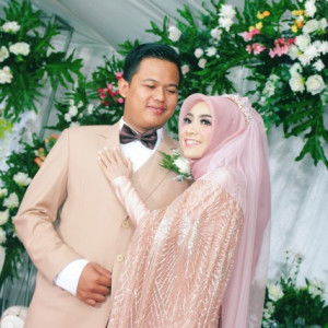 Tia Agustiani profile icon