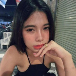 พิ' พลอย profile icon