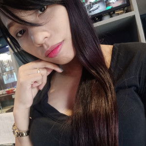 rowena calivo profile icon