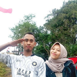 Titin Laraswati profile icon