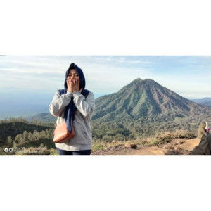 alma fauziah profile icon