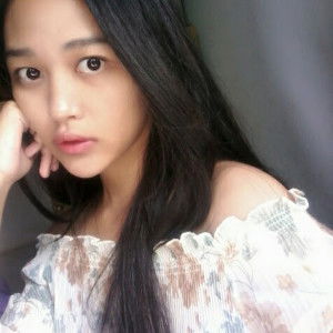 Sri Rahmi Fauziah profile icon