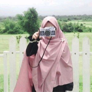 Intan Nur Faqi profile icon