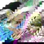 Lynna Dewi profile icon