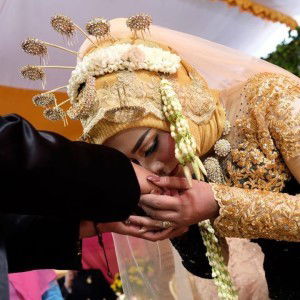 Arzuqoh Uky profile icon