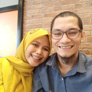 indri iswardhani profile icon