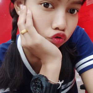 faiy kamonwat profile icon