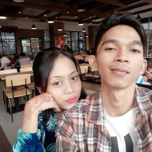 Putri Rizky AgusTiani profile icon