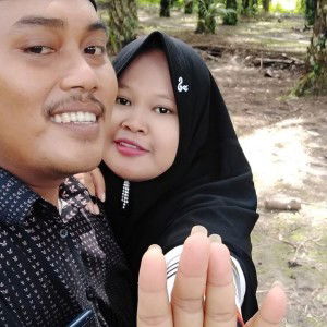 Dwi Yuliantie profile icon