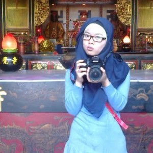 Tri Wahyuni profile icon