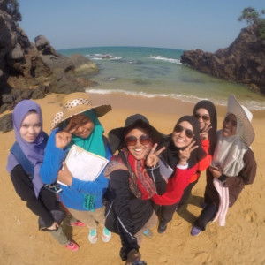 Faiqah Muniri profile icon