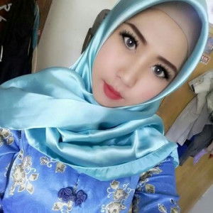 Rania Athies Bakrie profile icon