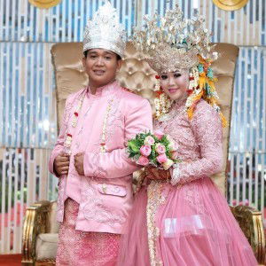 Eka Oktapriyani profile icon