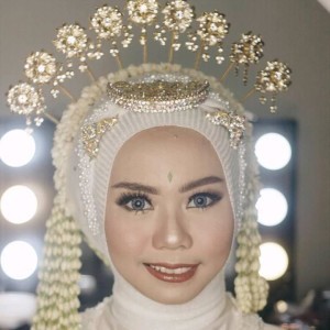 Retno Ayu Wulandari profile icon
