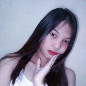 Raihanie Leones profile icon