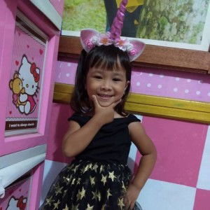 Felicia Khanzabila Permana profile icon