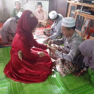 เย้ดแหม๋' จี้เมย์'แล้วหราว. profile icon