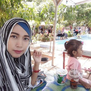 Reva Indriani Putri profile icon