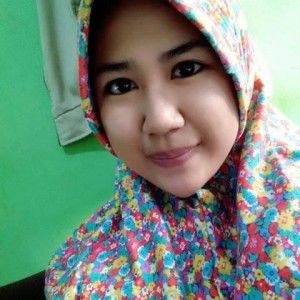 Riri Adelliani profile icon