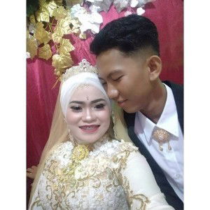 Suci Dwiyanti profile icon