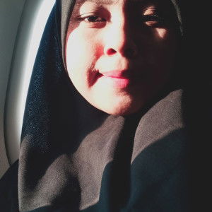 Novieheriani profile icon