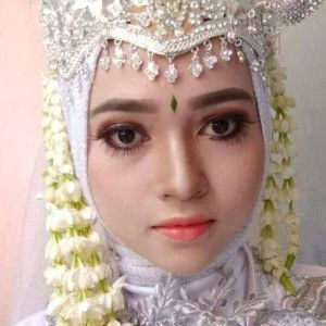 Asma Hani profile icon