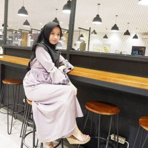 Elysya Astuti profile icon