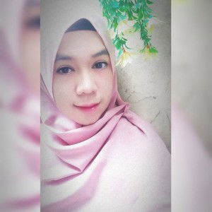 Riezna Safira Poetri profile icon