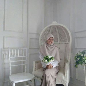 Rizka Asroka profile icon