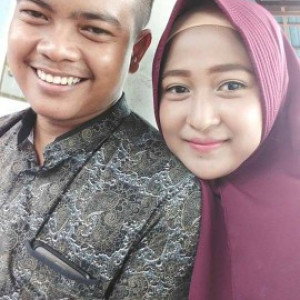 Bunda Risda profile icon