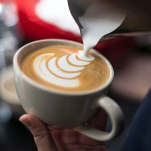 Monica Ghea Luwiq profile icon