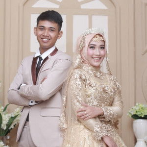 Ratna Sari profile icon