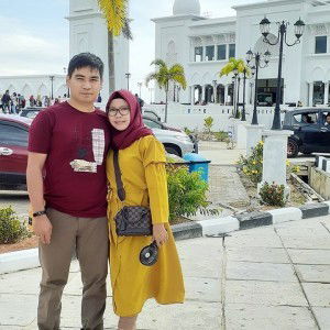 Devi Ratna Sari profile icon