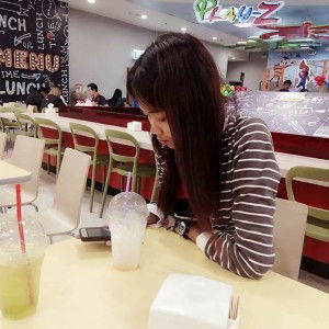 Ae Nipaporn profile icon