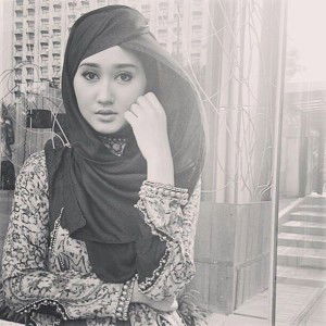 Thy Bhee profile icon