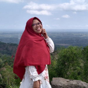 nuraini tri w profile icon