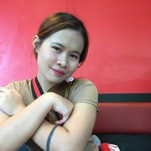 หญิง. หญิง. profile icon